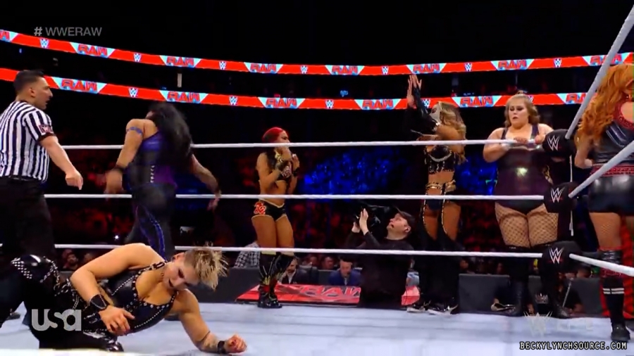 beckyraw20211129_00_16_03_00_Still1116.jpg