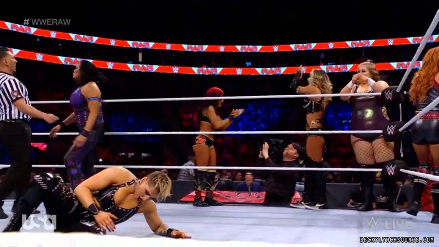 beckyraw20211129_00_16_03_15_Still1117.jpg