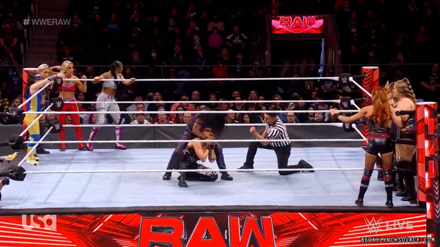 beckyraw20211129_00_16_09_00_Still1123.jpg