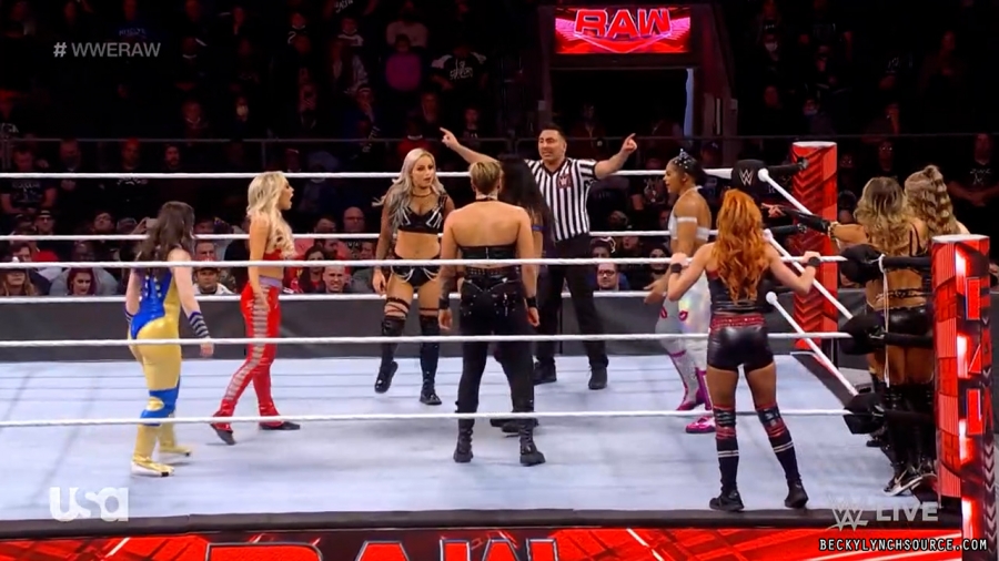 beckyraw20211129_00_16_56_00_Still1162.jpg