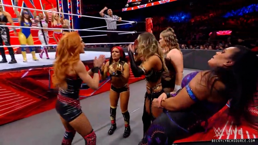 beckyraw20211129_00_17_24_00_Still1203.jpg