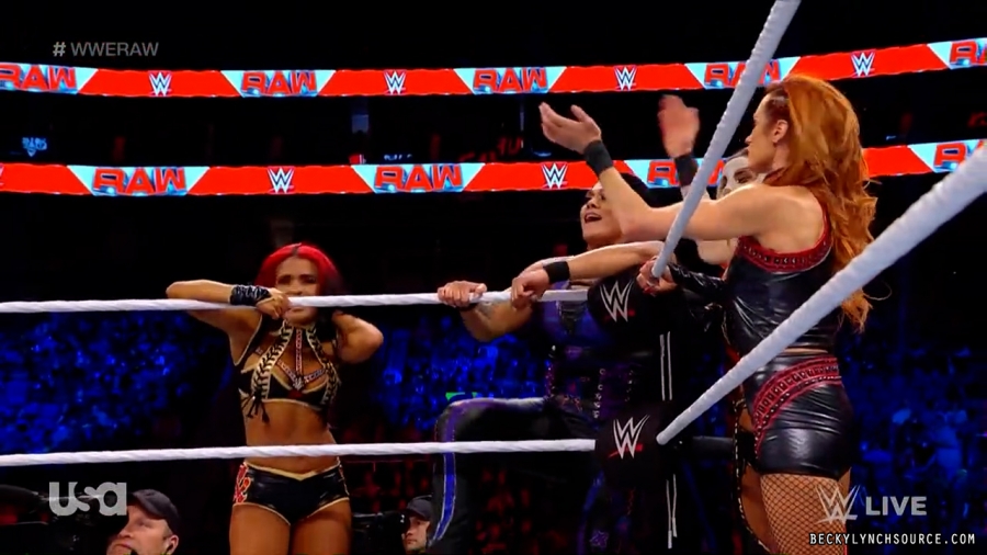 beckyraw20211129_00_17_48_15_Still1224.jpg