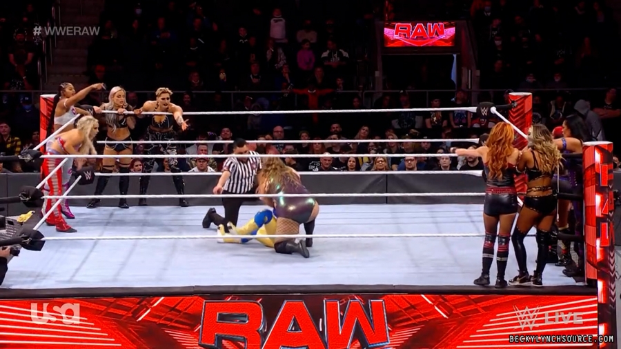 beckyraw20211129_00_17_50_15_Still1228.jpg