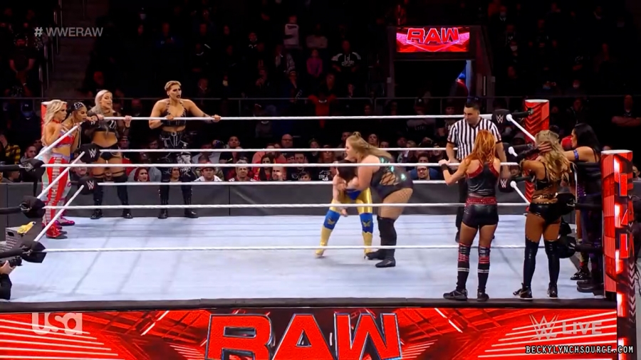 beckyraw20211129_00_18_02_00_Still1238.jpg