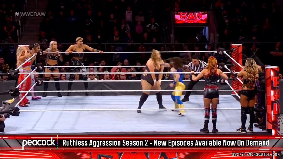 beckyraw20211129_00_18_19_00_Still1259.jpg