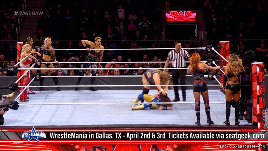 beckyraw20211129_00_18_28_15_Still1269.jpg