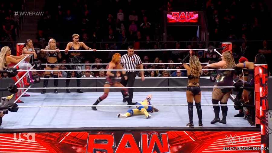 beckyraw20211129_00_18_48_00_Still1302.jpg