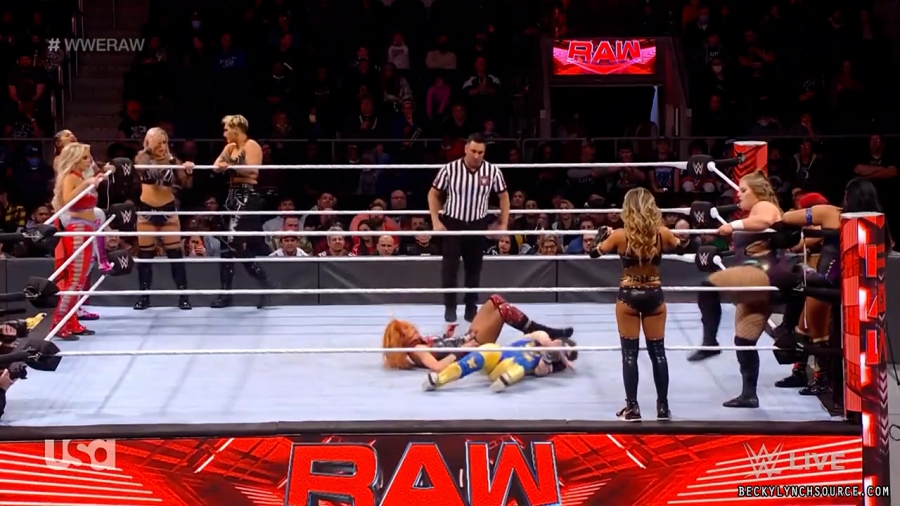 beckyraw20211129_00_18_49_00_Still1304.jpg