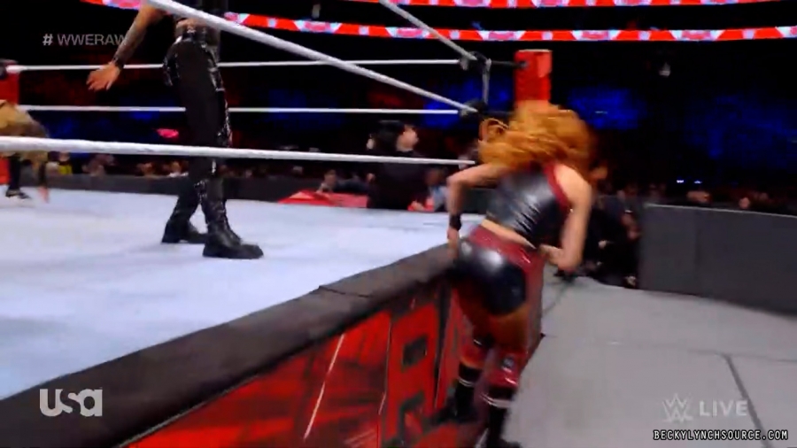 beckyraw20211129_00_21_59_15_Still1428.jpg