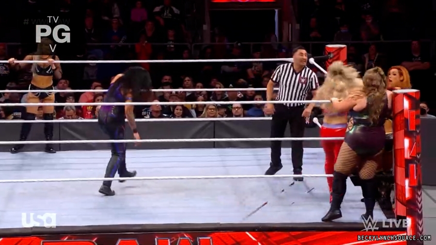 beckyraw20211129_00_22_37_00_Still1446.jpg