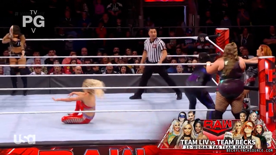 beckyraw20211129_00_22_39_15_Still1451.jpg