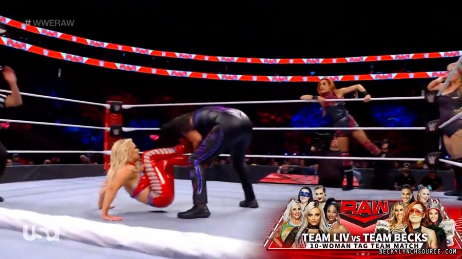 beckyraw20211129_00_22_43_00_Still1454.jpg