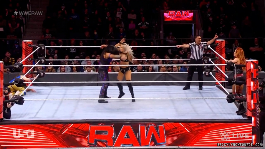 beckyraw20211129_00_23_11_00_Still1475.jpg