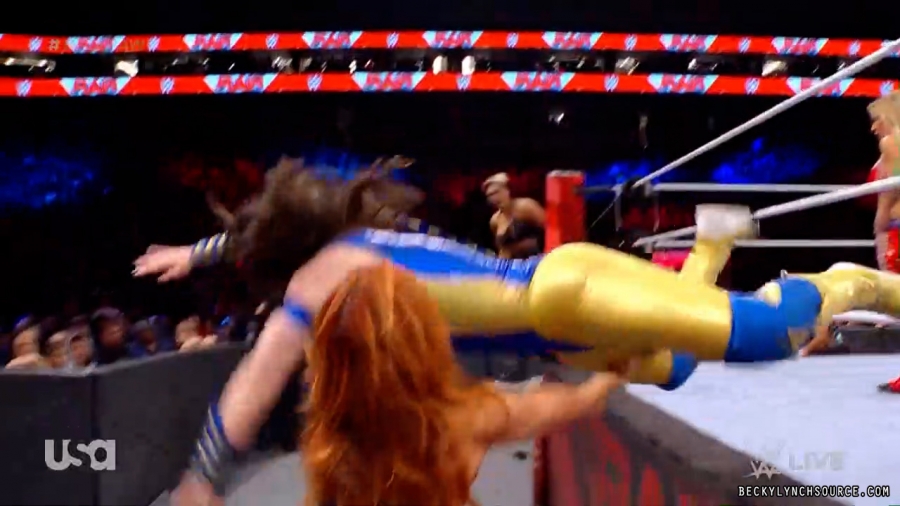 beckyraw20211129_00_23_25_15_Still1496.jpg