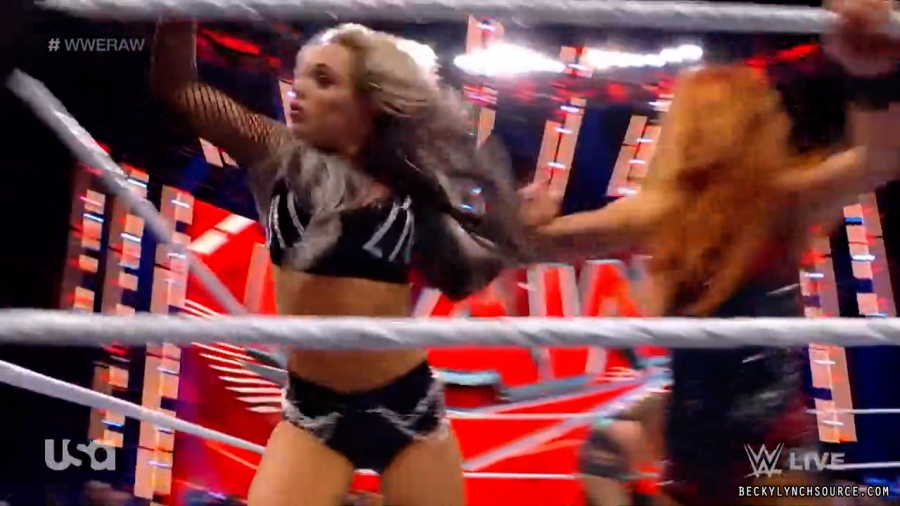 beckyraw20211129_00_25_27_15_Still1517.jpg