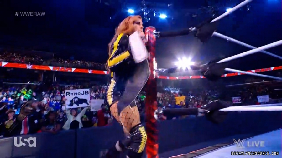 beckyraw20211206_00_01_55_15_Still230.jpg