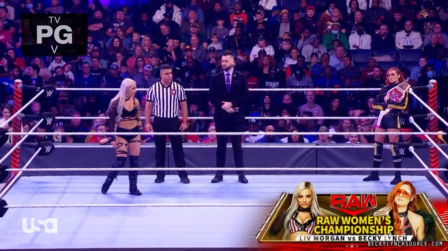 beckyraw20211206_00_03_39_15_Still307.jpg
