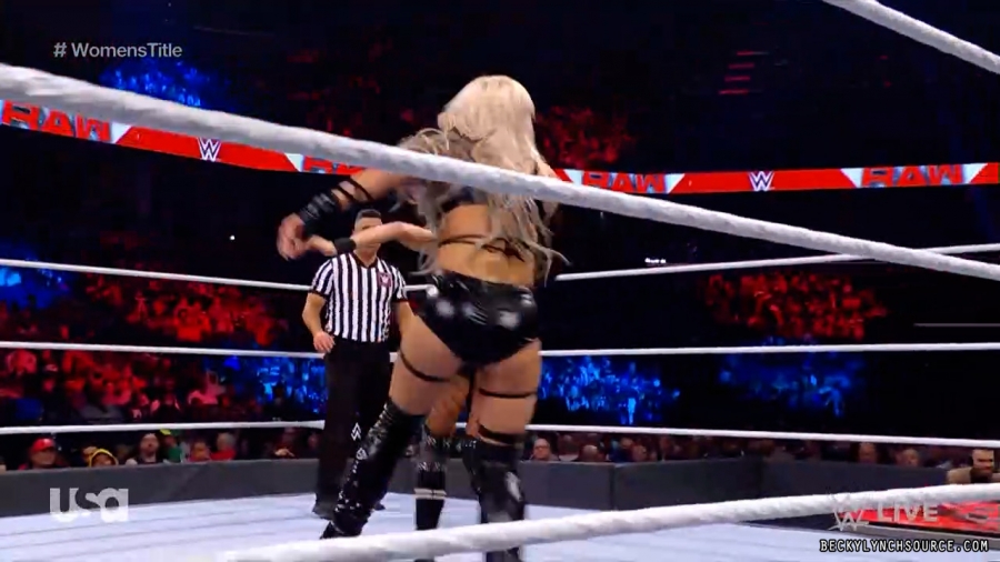 beckyraw20211206_00_05_55_15_Still508.jpg