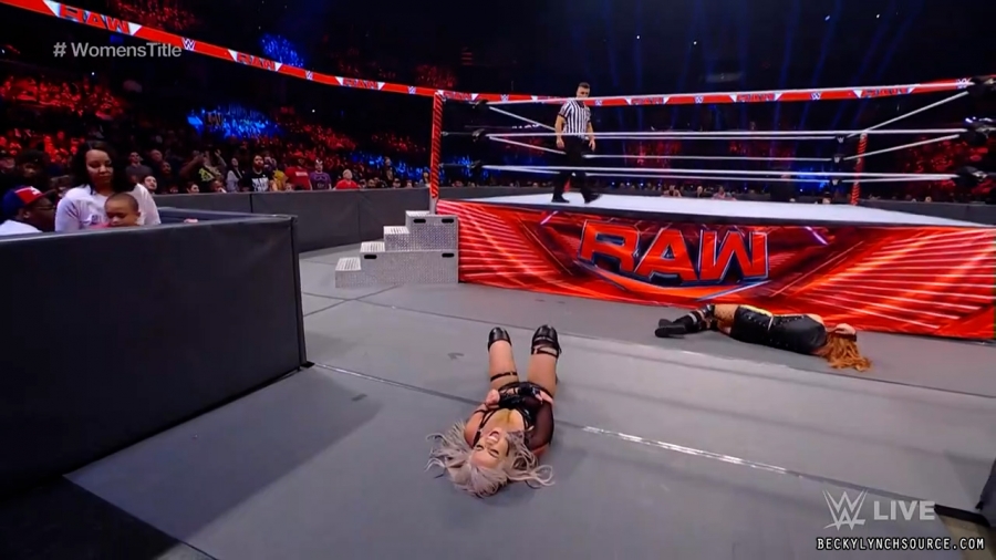 beckyraw20211206_00_08_32_15_Still761.jpg