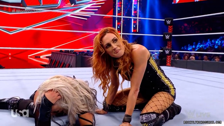 beckyraw20211206_00_11_35_15_Still1059.jpg