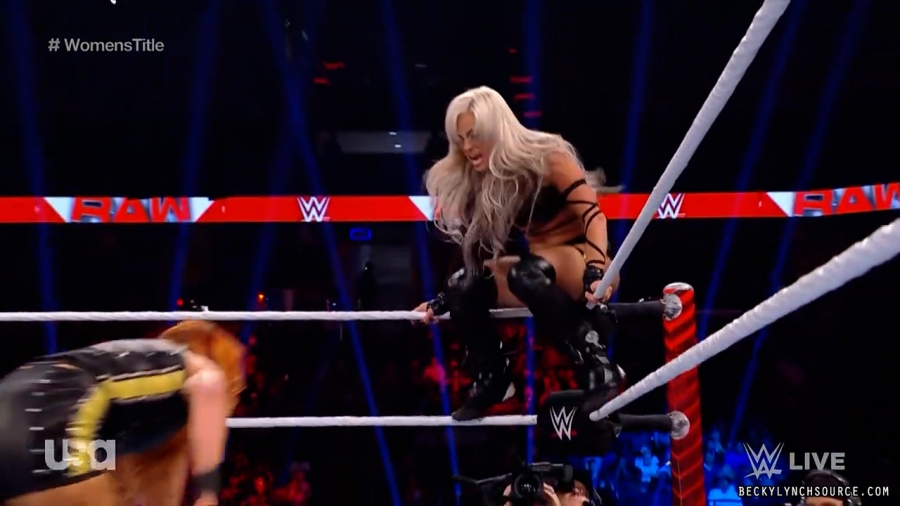 beckyraw20211206_00_12_02_15_Still1103.jpg