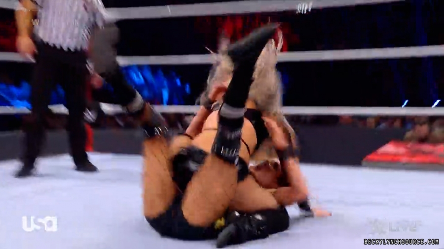 beckyraw20211206_00_13_15_15_Still1240.jpg