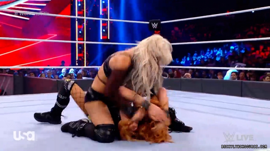 beckyraw20211206_00_13_17_15_Still1244.jpg