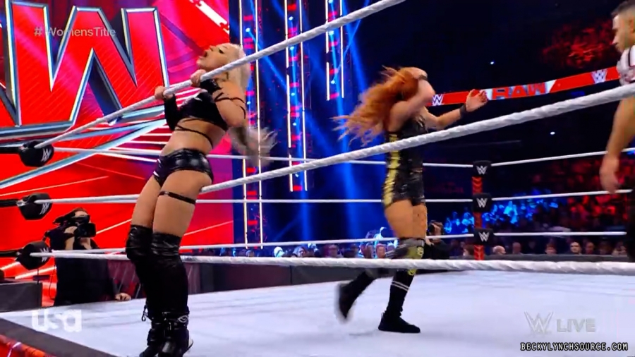 beckyraw20211206_00_13_38_00_Still1284.jpg