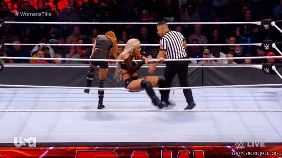beckyraw20211206_00_13_39_15_Still1287.jpg