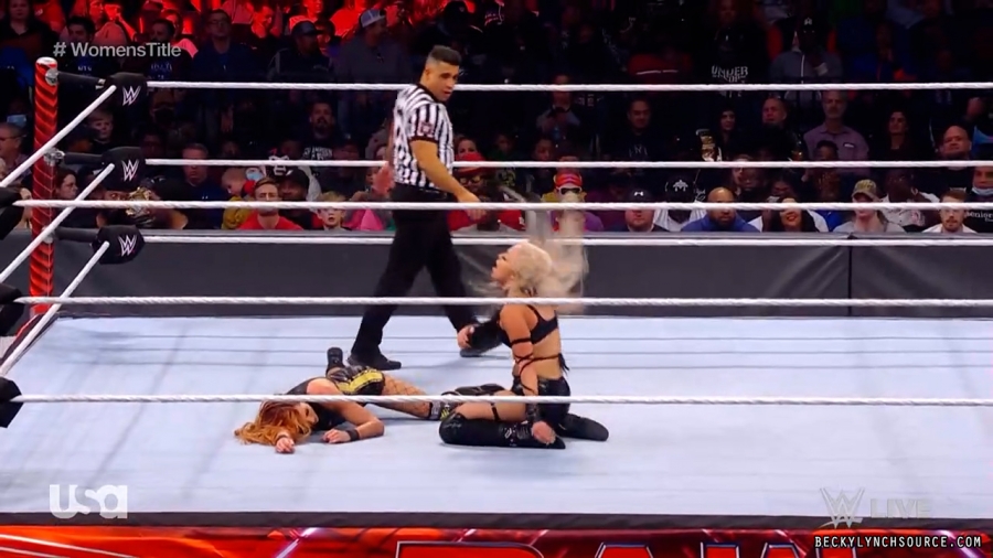 beckyraw20211206_00_14_01_15_Still1327.jpg