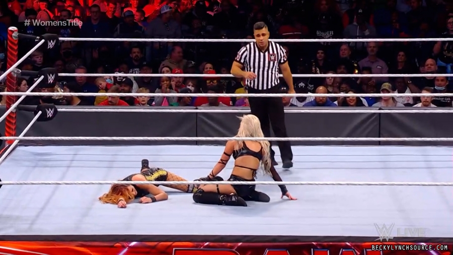 beckyraw20211206_00_14_02_15_Still1329.jpg