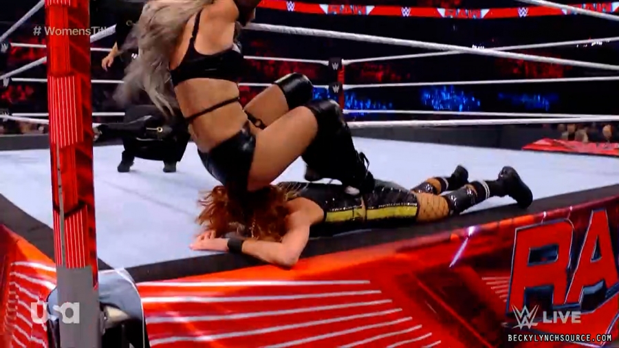 beckyraw20211206_00_14_45_15_Still1403.jpg