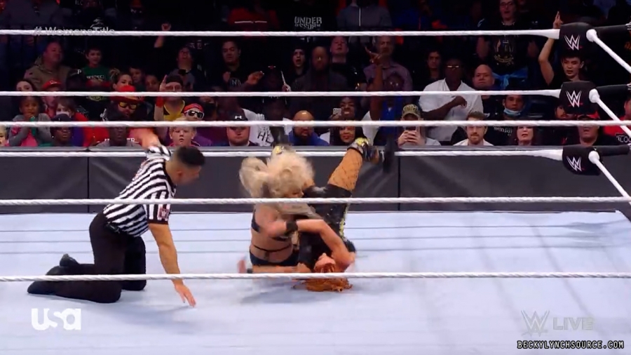 beckyraw20211206_00_15_13_15_Still1445.jpg