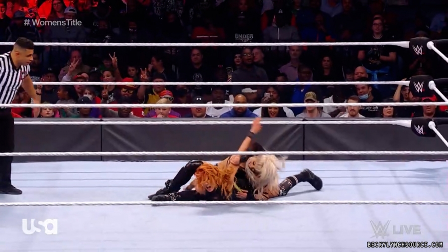 beckyraw20211206_00_15_16_15_Still1451.jpg