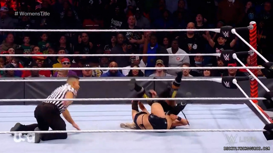 beckyraw20211206_00_15_52_15_Still1521.jpg