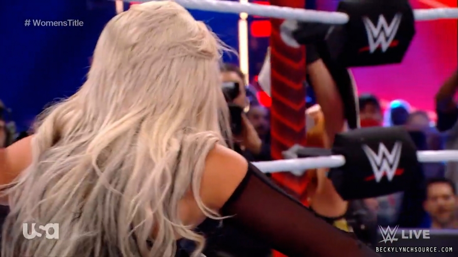 beckyraw20211206_00_16_29_00_Still1575.jpg