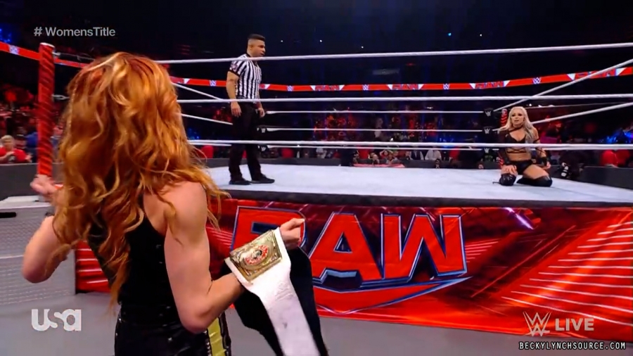 beckyraw20211206_00_16_36_00_Still1580.jpg
