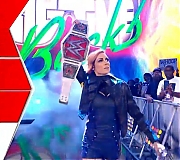 beckyraw20211206_00_01_48_00_Still215.jpg