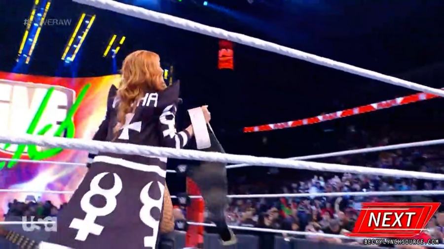 beckyraw20211213_00_02_35_15_Still174.jpg