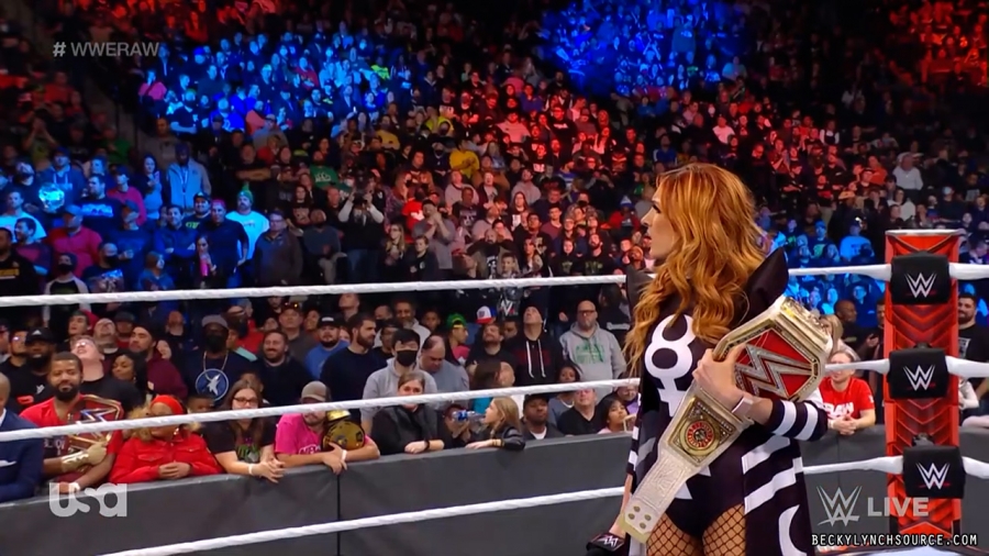beckyraw20211213_00_06_09_00_Still531.jpg