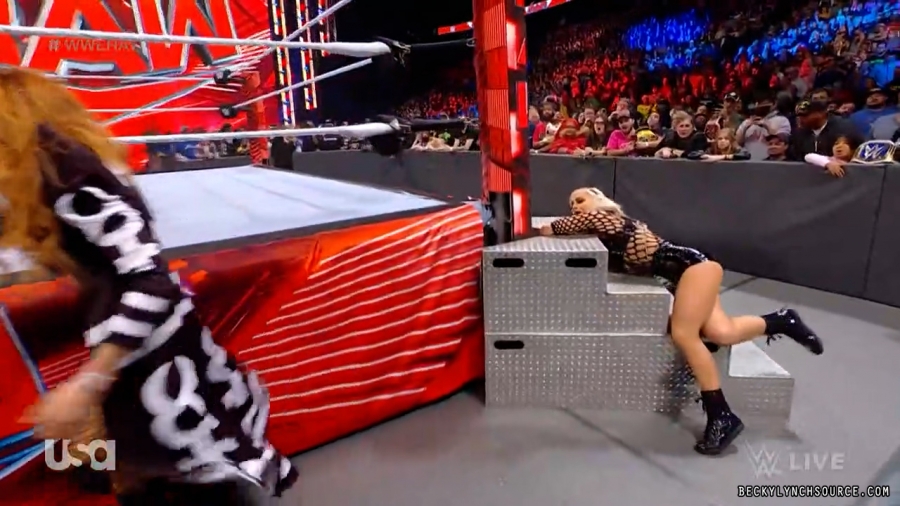 beckyraw20211213_00_10_00_15_Still770.jpg
