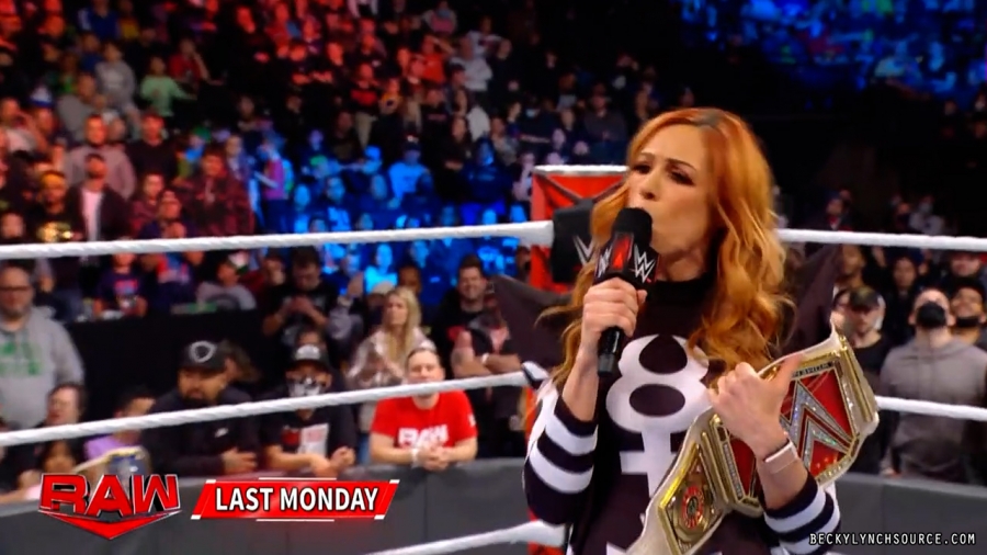 beckyraw20211220_00_00_21_15_Still022.jpg