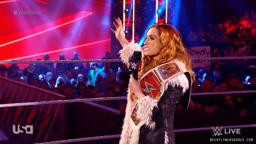 beckyraw20220103_00_06_17_15_Still626.jpg