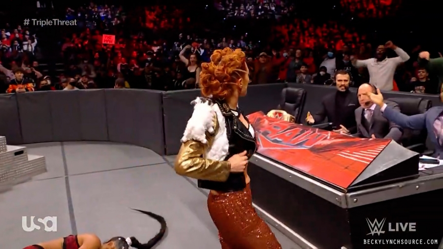beckyraw20220110_00_16_18_07_Still634.jpg
