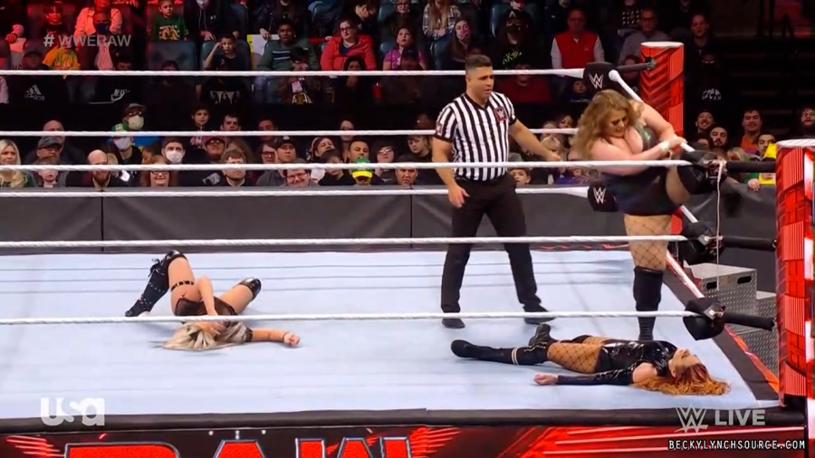 beckyraw20220117_00_11_38_15_Still937.jpg
