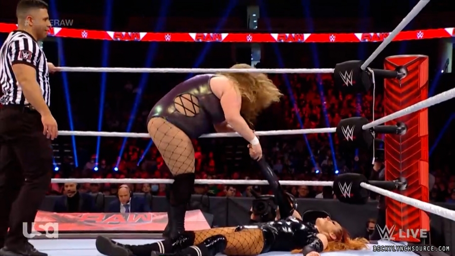 beckyraw20220117_00_11_40_15_Still941.jpg