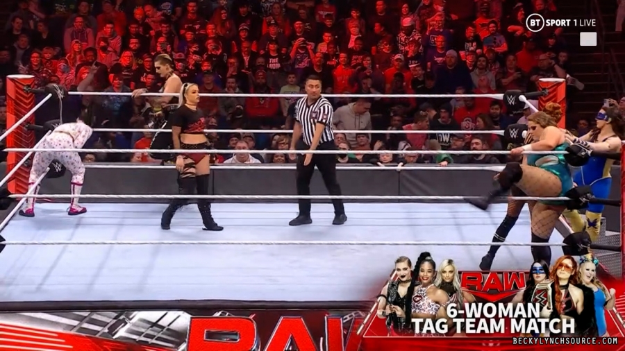 beckyraw20220228_00_06_39_15_Still320.jpg