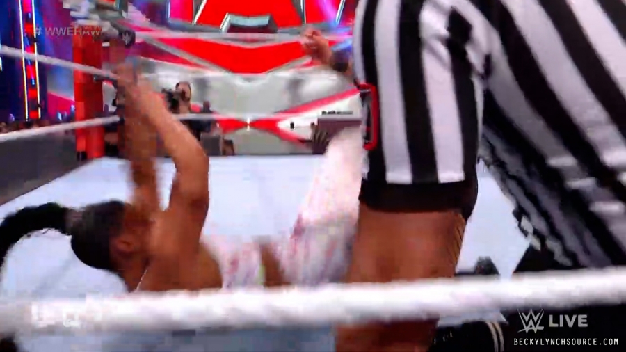 beckyraw20220228_00_10_41_15_Still660.jpg
