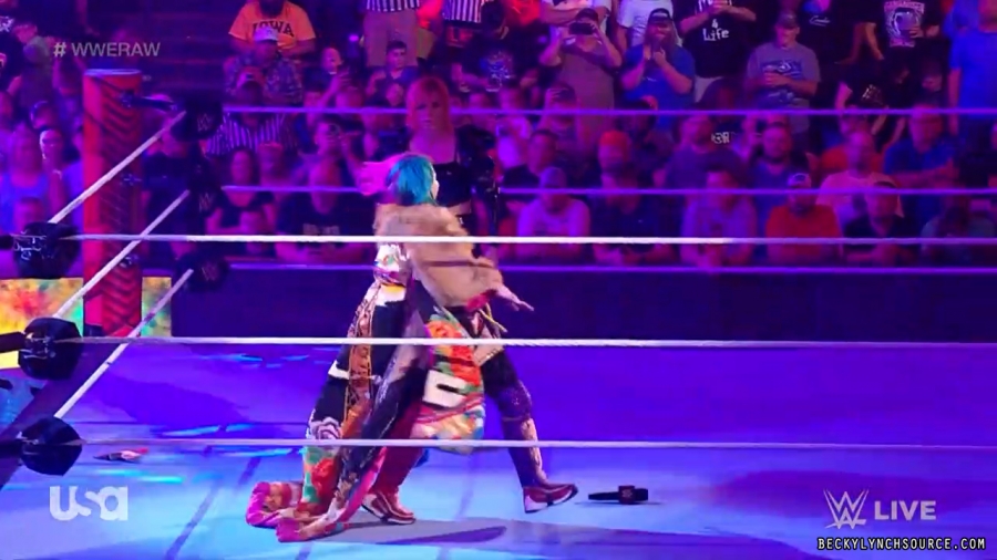 beckyraw20220425_00_06_22_00_Still556.jpg