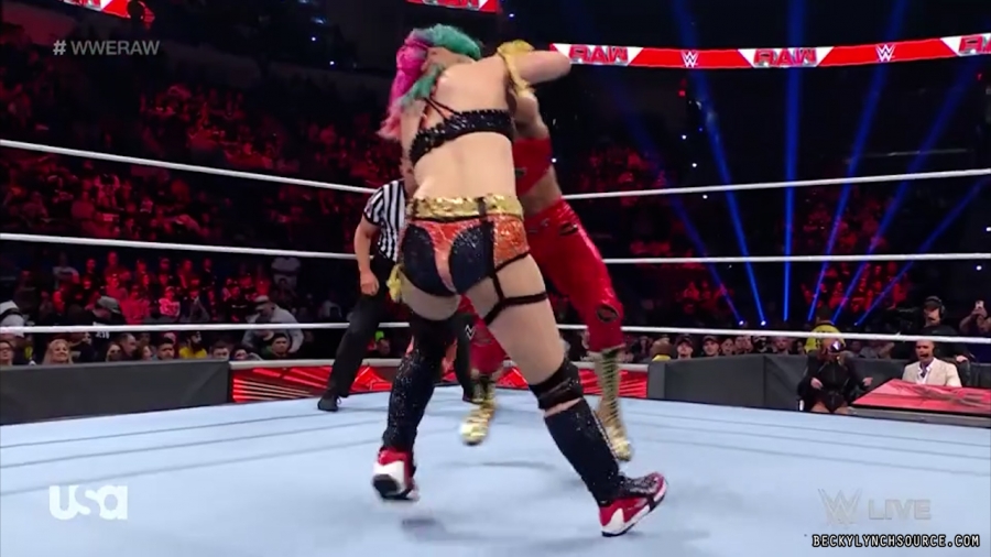 beckyraw20220509_00_06_39_15_Still436.jpg
